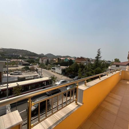 Italian Style Apartment Durres Bagian luar foto