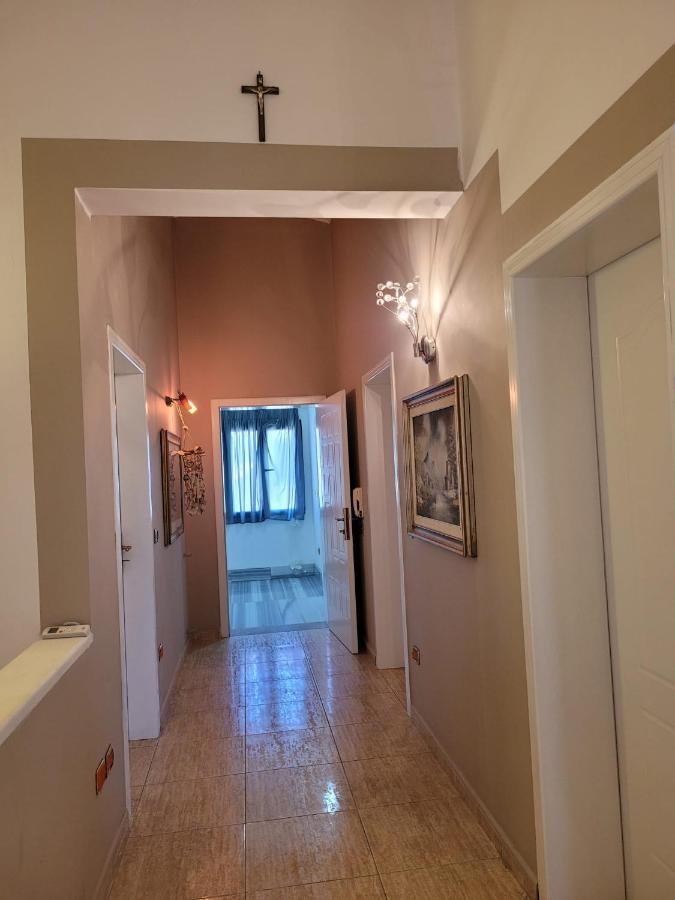 Italian Style Apartment Durres Bagian luar foto