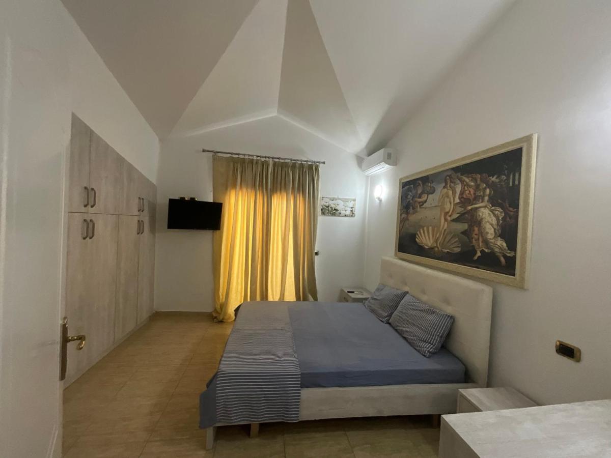 Italian Style Apartment Durres Bagian luar foto